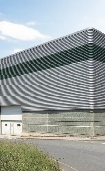 A la vanguardia en ingeniería y diseño desde 1969.