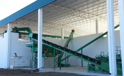 Sistemas de recepción, transporte, almacenamiento y dosificación de sólidos